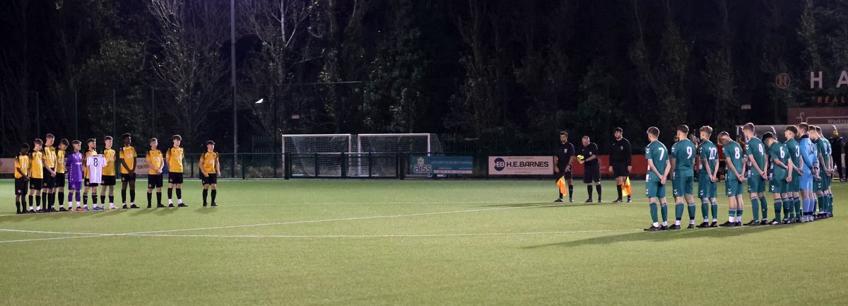 KenAllsebrook's tweet photo. A tribute to Maddy Cusack before the @Handsworth_FC  U21 v Dronfield Town U21 game tonight and an immaculately observed  minutes silence followed.
(not sure why the match officials have a big grin on their faces. Not really appropriate IMO) https://t.co/Ms7i5miXa2