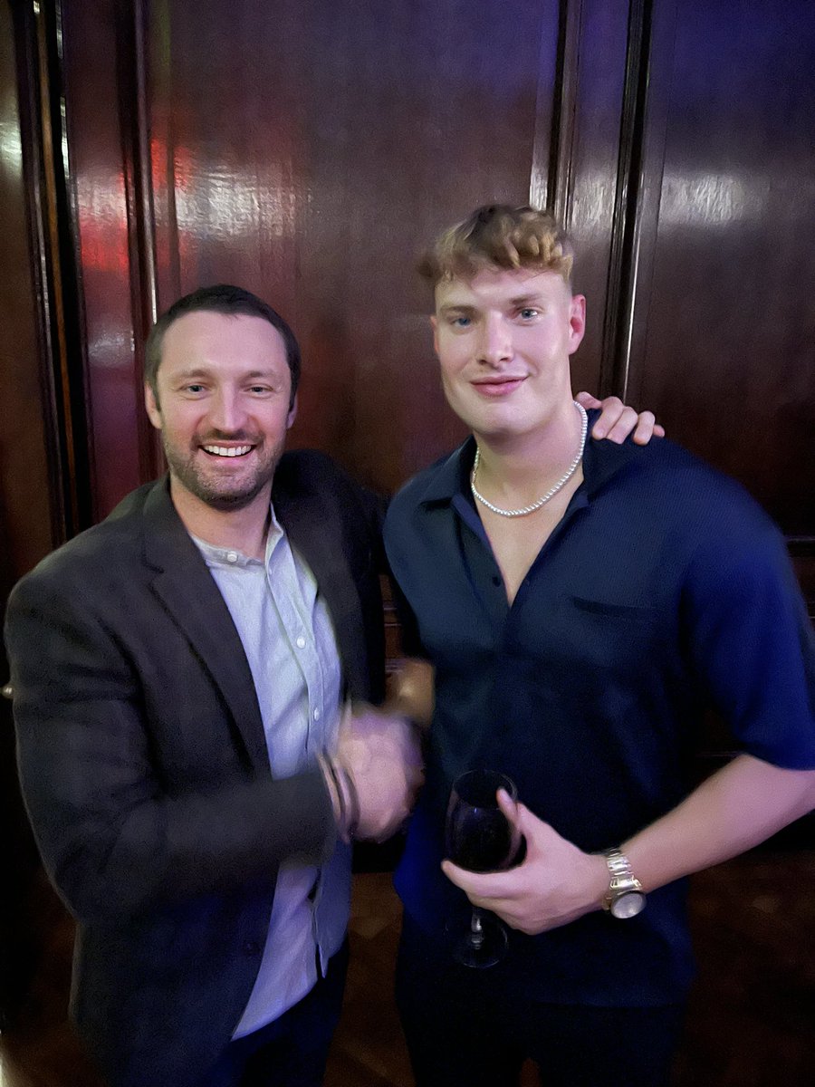 andrew makinson (@makinson10) on Twitter photo 