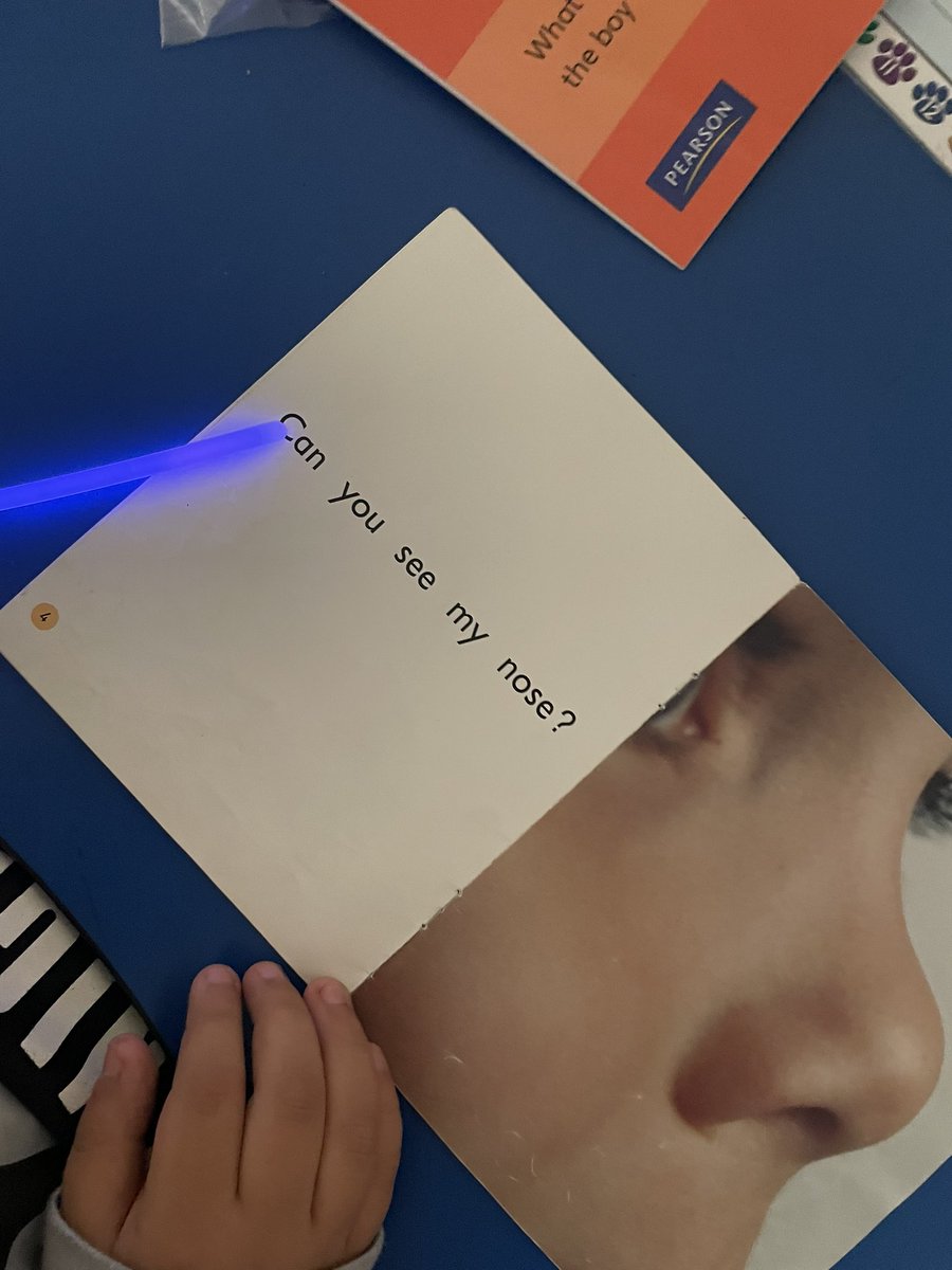ms_fitzpatrickk's tweet photo. We have been working hard on finding ‘treasure letters’ in our books this week! Today some pirates stopped in and left us some of their treasure! We used the gifts to find some more letters in our books! https://t.co/tEMeStWWmp