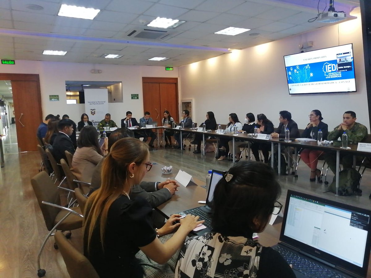 IGM_Ecuador's tweet photo. ⭕️En el marco de la Primera Sesión Ordinaria del Consejo Nacional de Geoinformática, el @IGM_Ecuador abordó la temática de geoinformación y resaltó el  compromiso de continuar trabajando de manera  articulada en beneficio del país.
👉Leer más: https://t.co/kKVTryaN1u https://t.co/cCOKZ4KSUD