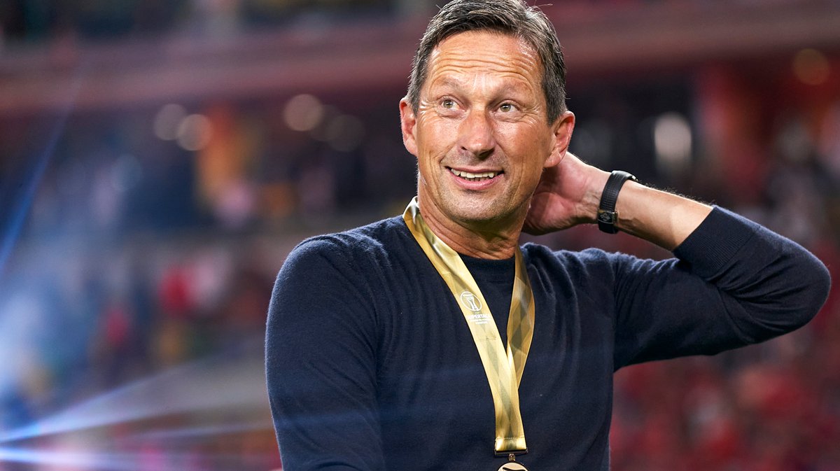 visaomercado's tweet photo. Roger Schmidt afastou o trauma do Benfica

4 jogos contra o FC Porto
3 vitórias https://t.co/ekaxS7YcAG
