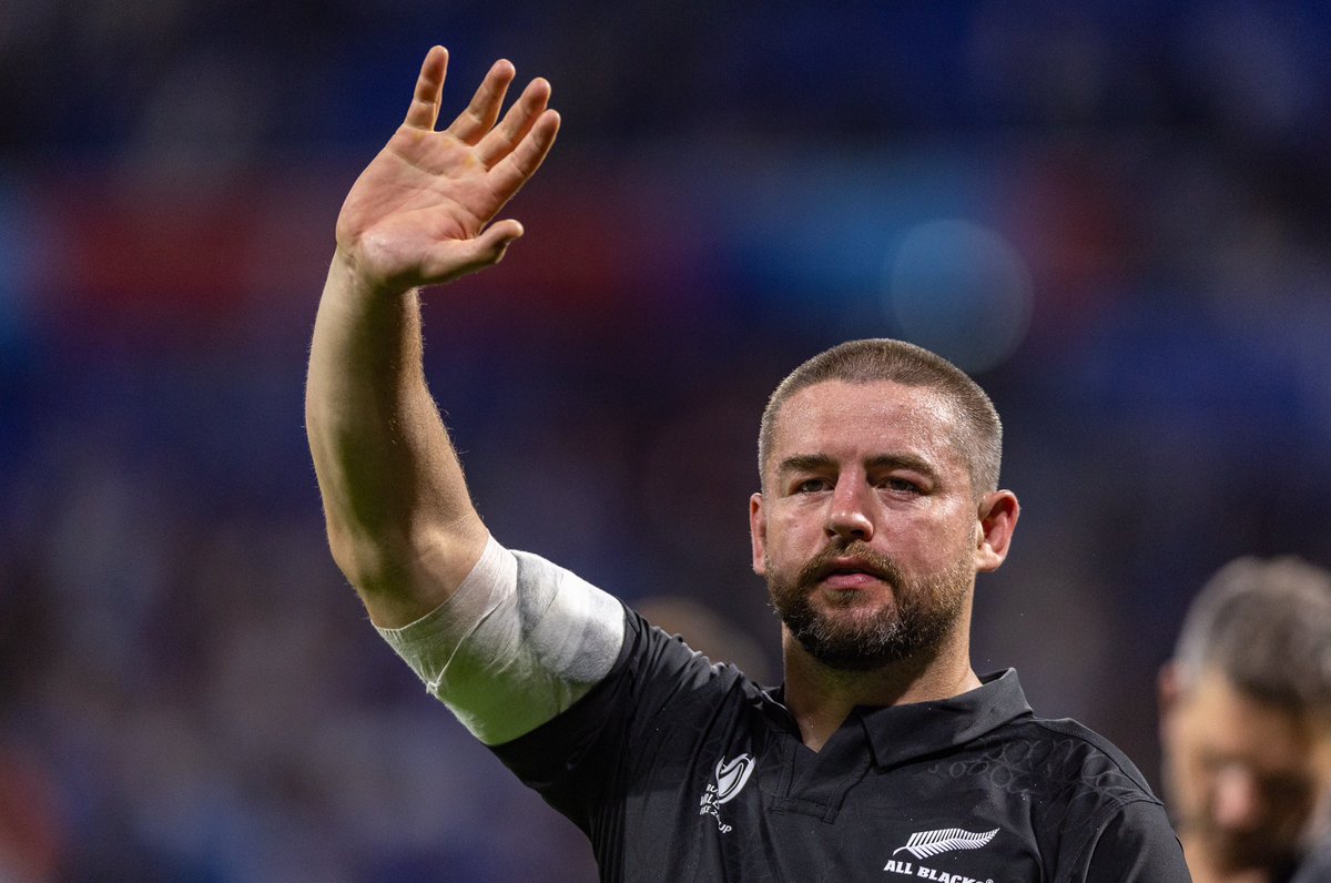 AllBlacks's tweet photo. Merci Lyon 👏

#NZLvITA https://t.co/Wi5lI6TTJZ