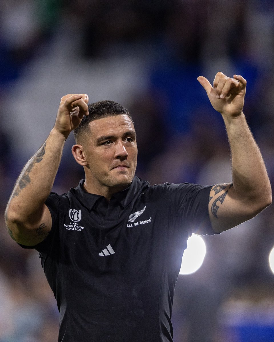 AllBlacks's tweet photo. Merci Lyon 👏

#NZLvITA https://t.co/Wi5lI6TTJZ