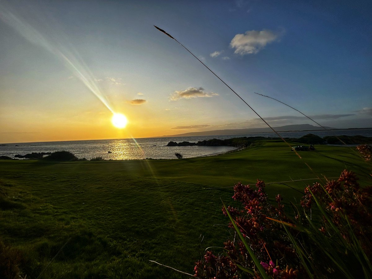 With the bad weather during the start of the week, it was nice to end with a sunny but breezy day for the PRO-AM. I hope the golfers had a good day <a href="/Greencastle1892/">Greencastle Golf Club</a> #PROAM #wildatlanticway #golfireland #greenkeepingireland