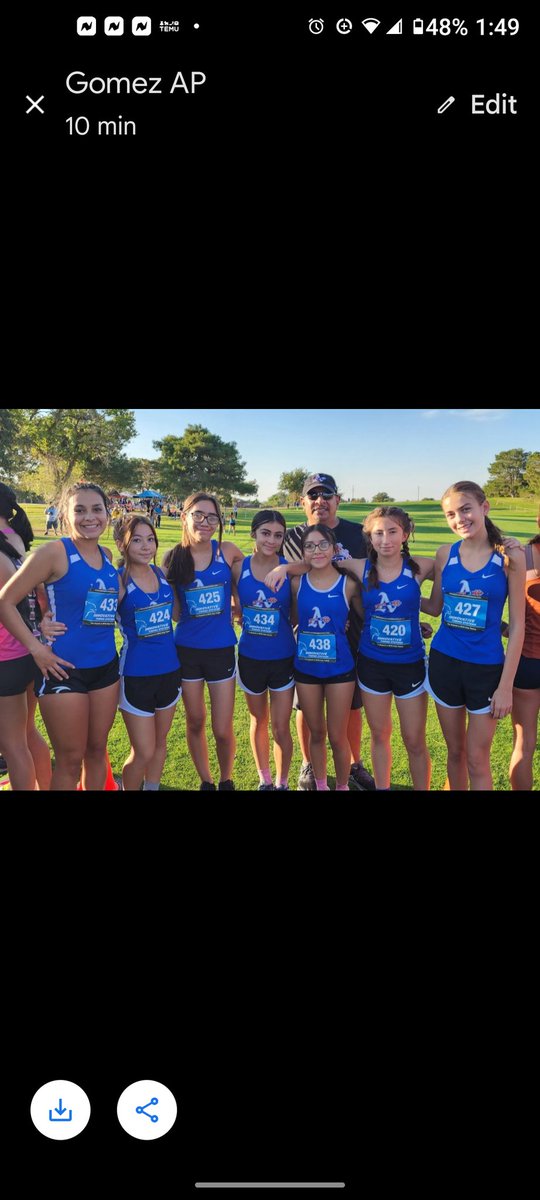 VRuiz_AHS's tweet photo. Congratulations to our Varsity Girls XC Team for their 3rd place finish at the City Wide XC Meet. Diego Romero Varsity Boys Champion. Medalist include Laila Morales, Giselle Abascal and Cristian Hurtado. @Kenlucero_AHS #blazernation #BetterTogether #TeamSisd https://t.co/OHCaEXBa8y