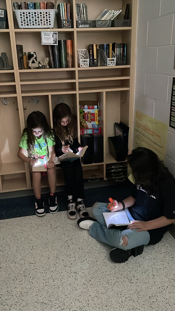 Mrs. Keri Crowl tweet media