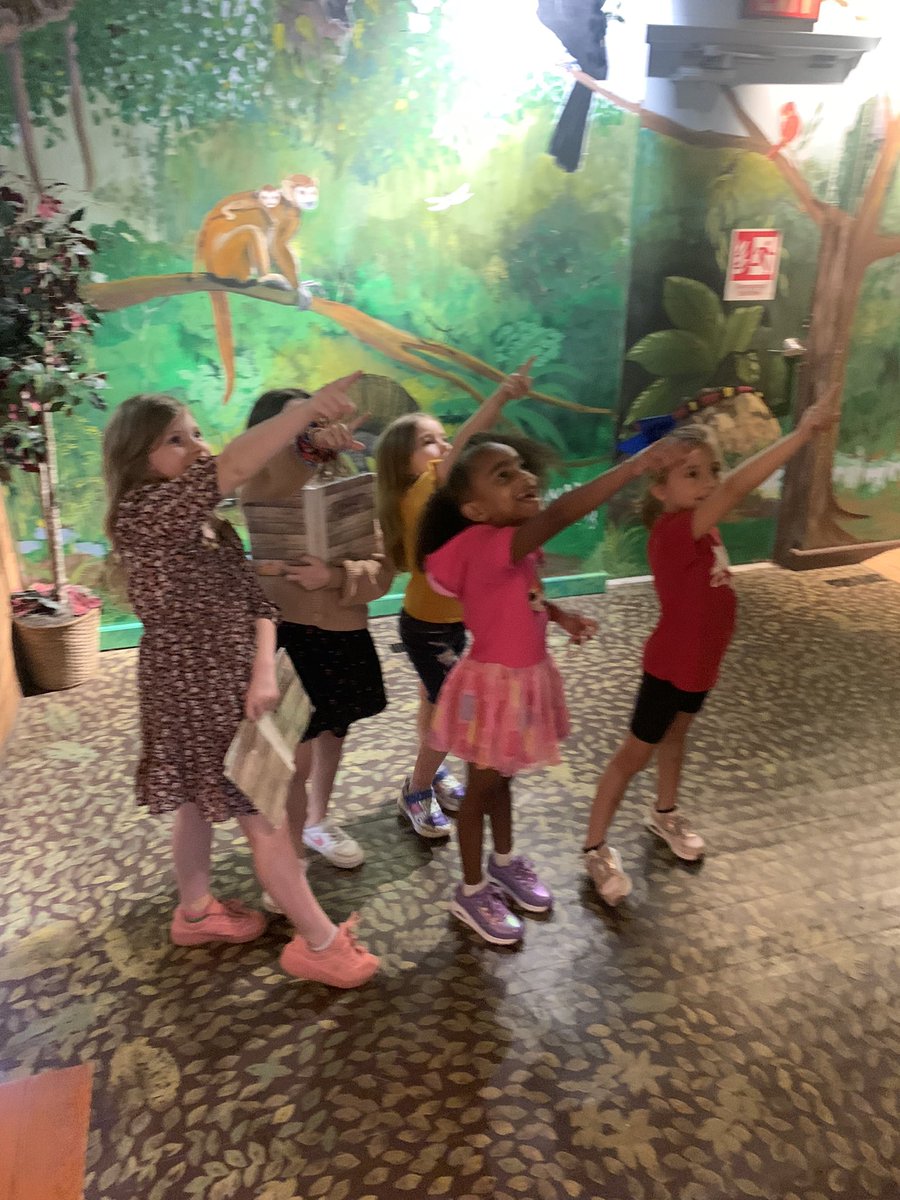 julharr_'s tweet photo. We had such a fun time at the Children’s Museum of Oak Ridge for our field trip today!! @WBESbears #SharpSecondGraders https://t.co/EtZ9aBMvaL