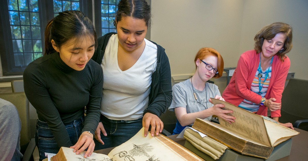 There are many ways to navigate the Duke academic experience within our two undergraduate schools—Trinity College of Arts &amp; Sciences and Pratt School of Engineering. Whether it's blending studies or diving into one discipline, we believe that growth comes from exploration. 🚀📚🎨