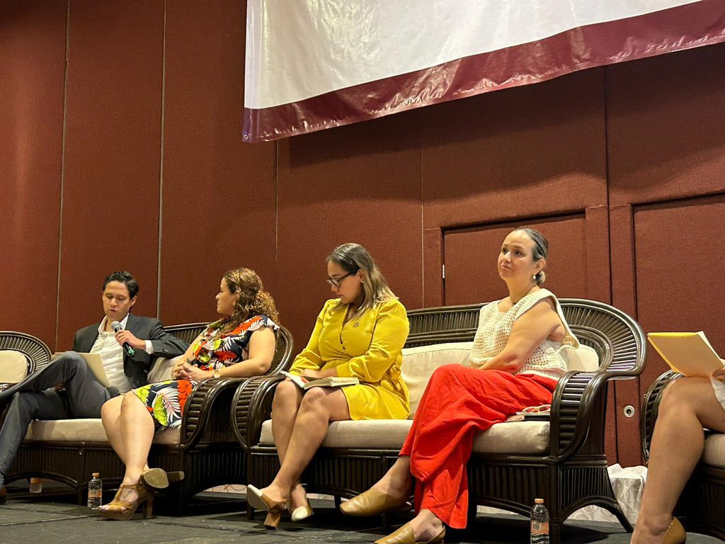 Panel políticas regionales de salud y género

Avancemos juntos y juntas, todos los estados y las regiones. La salud es la estrategia correcta y no debemos olvidar a las mujeres! 

<a href="/AMIIFMx/">AMIIF México</a> 
<a href="/ccme_veracruz/">CCME Veracruz</a> 
<a href="/CCMEQROO1/">CCMEQROO</a>
