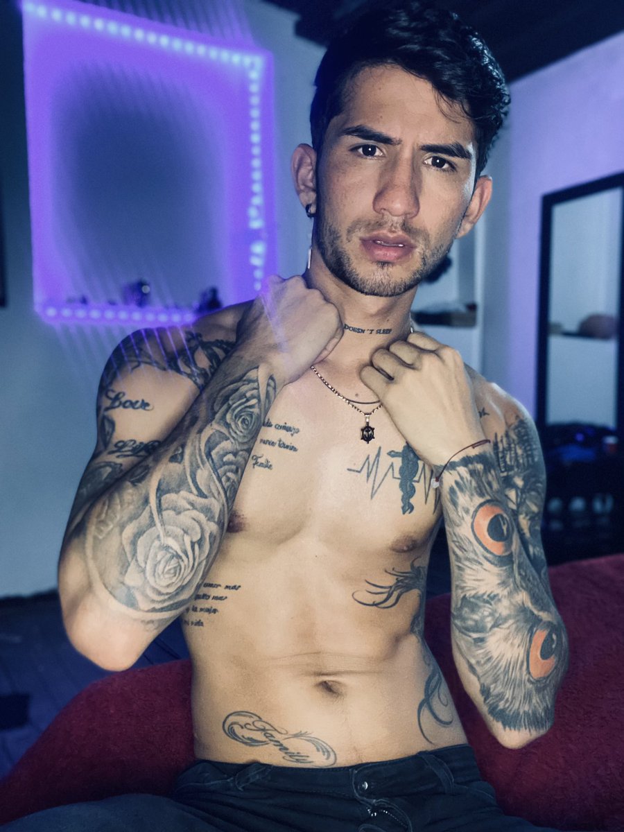 Esto está rico 👿🍆 onlyfans.com/charly123sc123