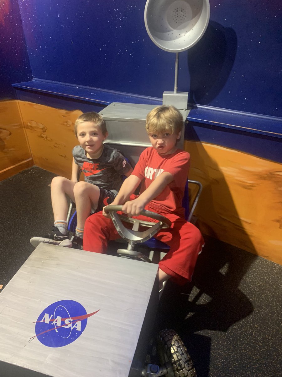 julharr_'s tweet photo. Part two of pictures from today’s field trip :) @WBESbears #SharpSecondGraders https://t.co/2Irm7lPxMS