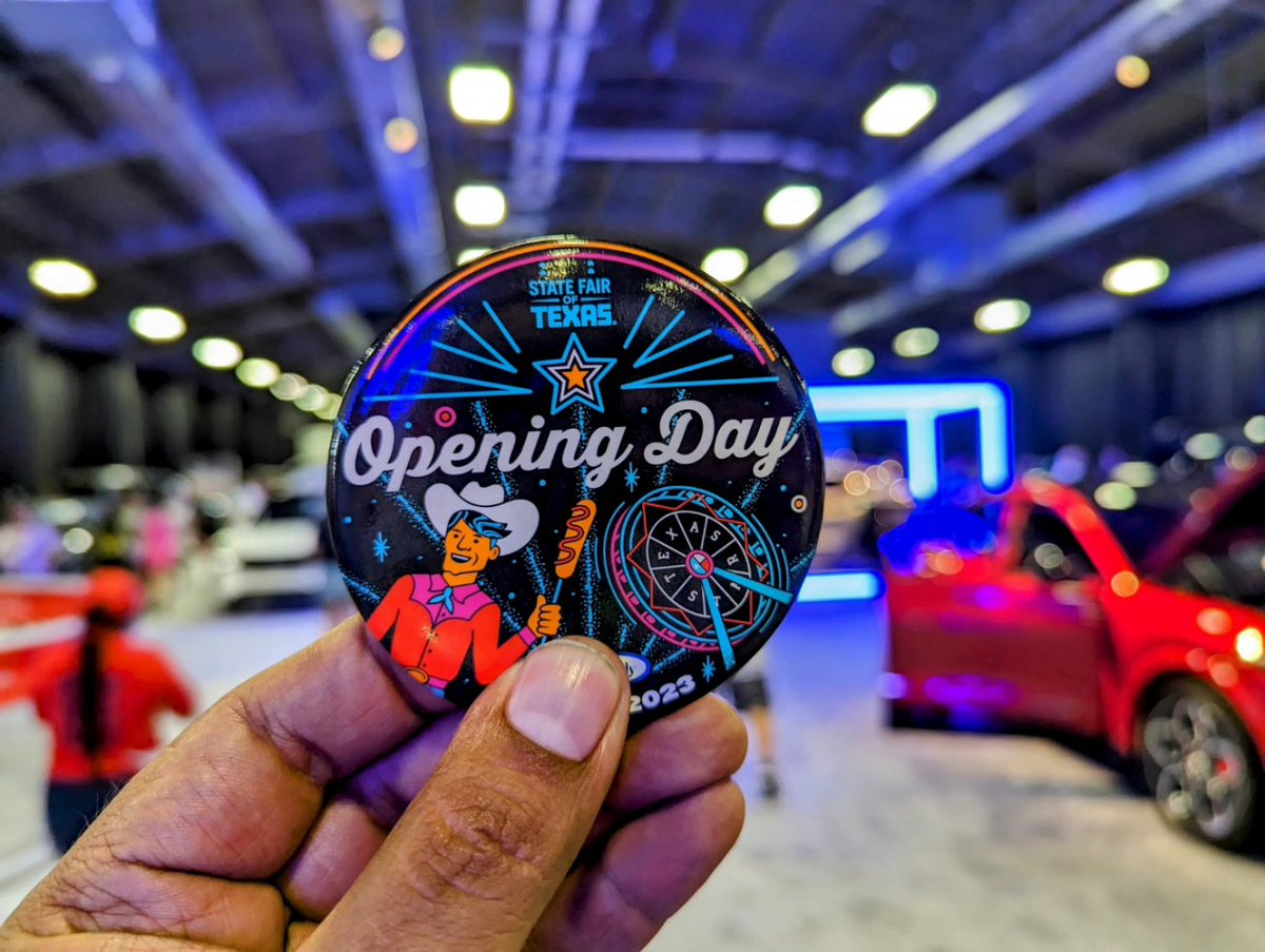 texasautoshow's tweet photo. It's Opening Day at the @StateFairOfTX and whether you are enjoying it outdoors or indoors, there are plenty of vehicles for you to experience! #BigTex #TXautoshow https://t.co/prAoWBhpNA