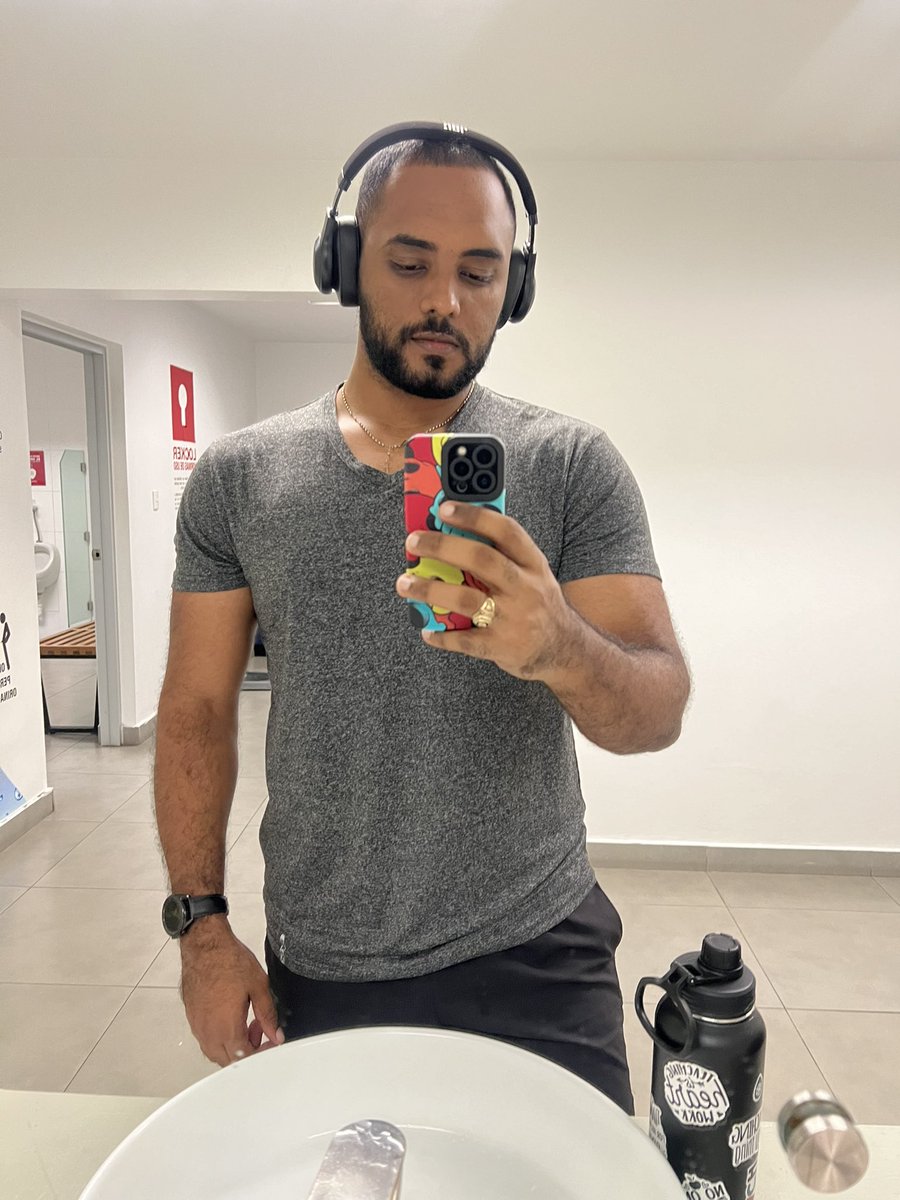 enx1620's tweet photo. Intentando hacer algo… https://t.co/Kp9KmV6Aan