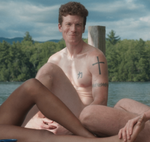queerguru's tweet photo. Queerguru’s @JoseMayorga reviews BIRDER a nightmarish erotic thriller directed by @natedushku  starring @Michael_Emery9 screening at Atlanta's @OutonFilm  &amp;  @SQFF @3DollarBillCine https://t.co/bBr1x0VWT2 https://t.co/EdloHsRUT7