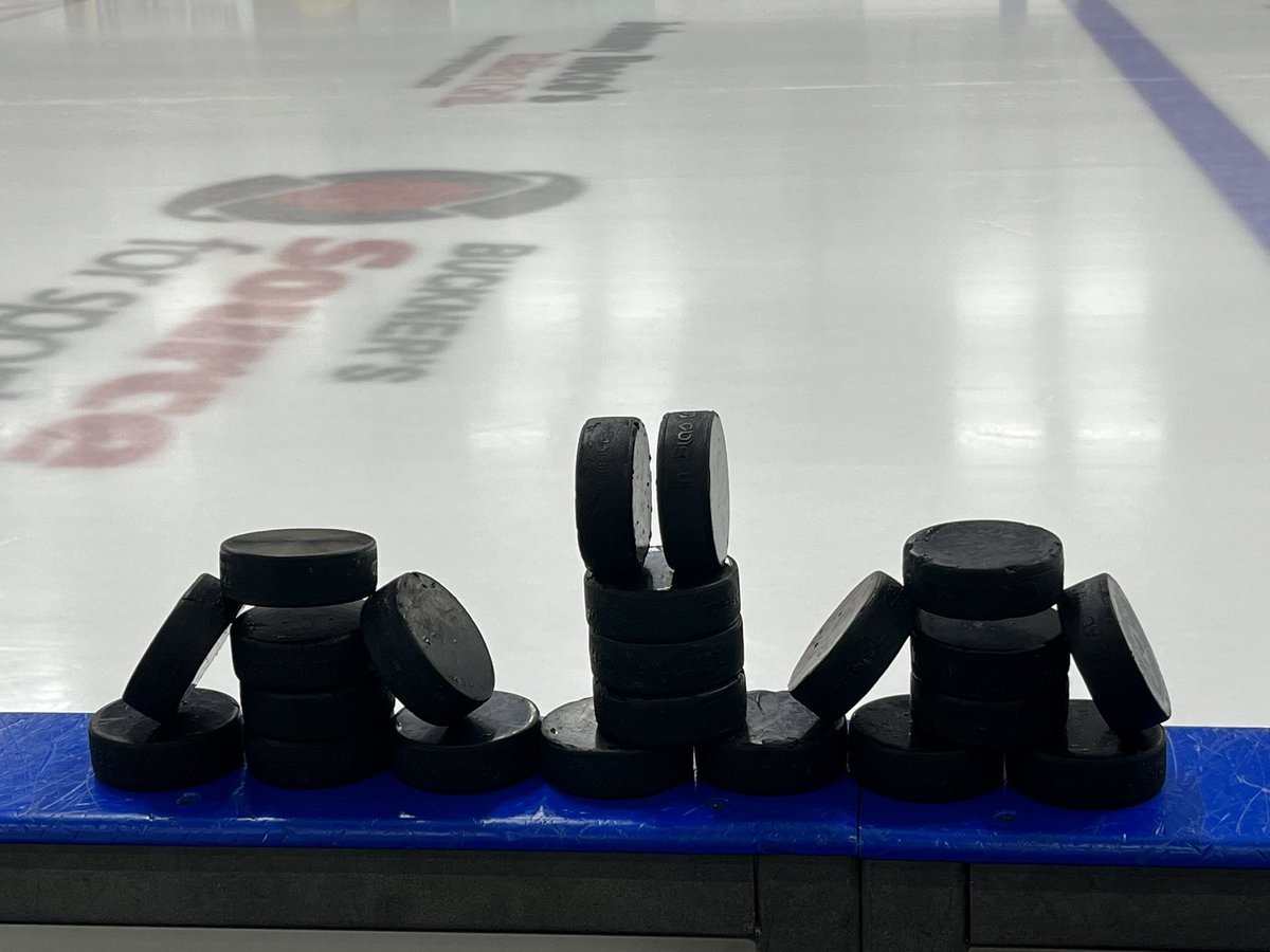 Puck Pyramid (Kai’s Version) 
#GOJHL #PetalToTheMedal🌹