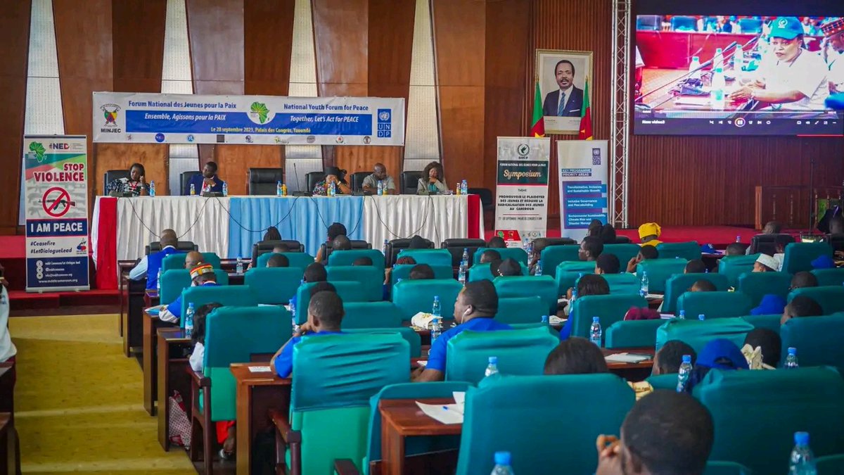 CesCameroon's tweet photo. "Talk less and do more " these were the words of some stakeholders at the symposium there was capacity building for over 500 youths from all 10 Regions of Cameroon during a two days gathering at the palaise des Congres Yaounde Cameroon .

#CES
#MDDTCameroon
#NED
#YouthEmpowerment https://t.co/7UqD9DN3f8