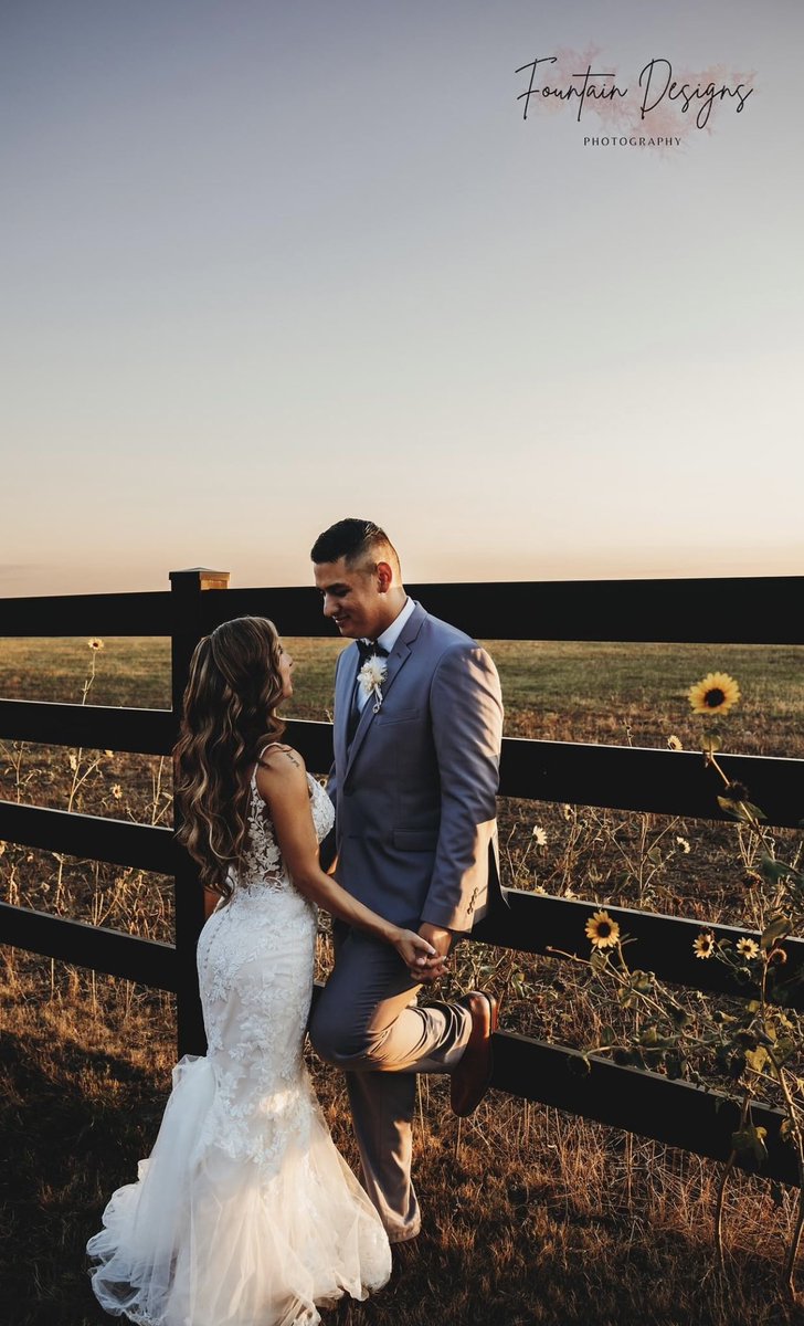 StepHoney5's tweet photo. Mr. &amp; Mrs. Juarez 👰‍♀️🤵‍♂️🤍 https://t.co/yWY4Y0jVoe