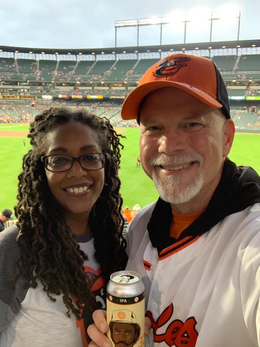 CartoUnion's tweet photo. @Orioles Who’s at the Yard? We’z at the Yard! 
The view from S92, row 21 seat 19… and ain’t the Steady Eddie cold and the O’s HOT! https://t.co/L4Rs9nqPir