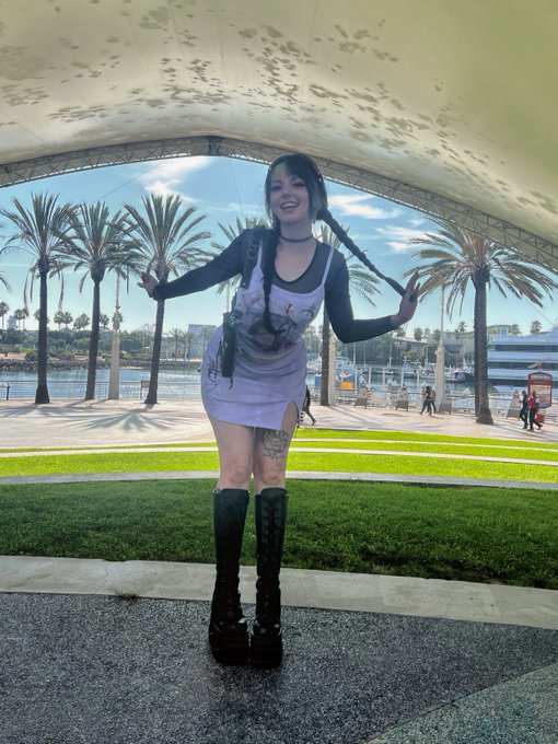 ☆ FETISH KITTEN ☆’s pics and videos