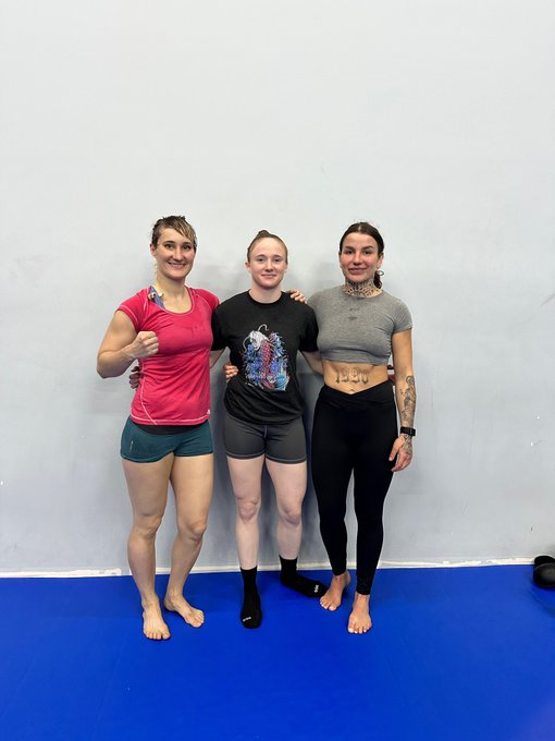 All three of us gonna fight next weekend. Can&rsquo;t wait for the celebration 🎉 it&rsquo;s @JJAldrich1 birthday<a href="/tag/bkfc56"class="tags"><span>#bkfc56</span></a>