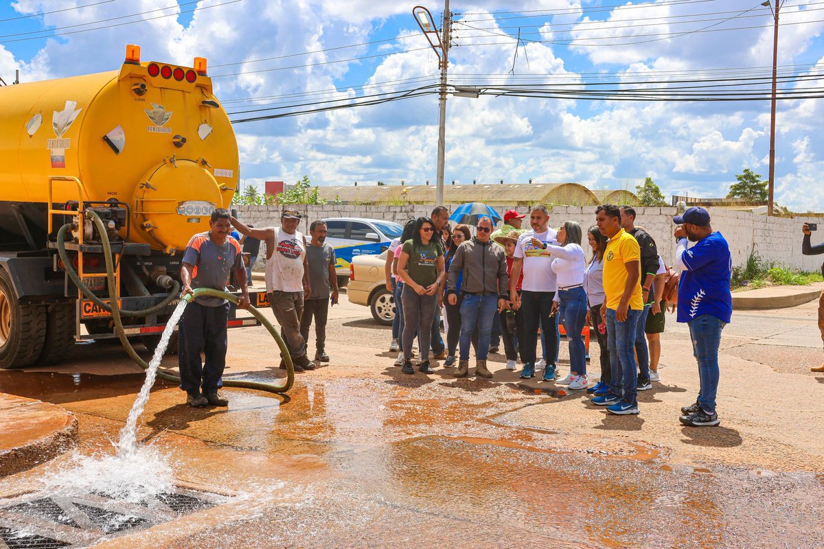 La respuesta a las necesidades en materia de servicios públicos planteadas por la comunidad Las Américas del municipio Guanipa a través del 1x10 del Buen Gobierno, política diseñada por el Presidente @nicolasmaduro para atender al Pueblo, registra un 90% de ejecución.