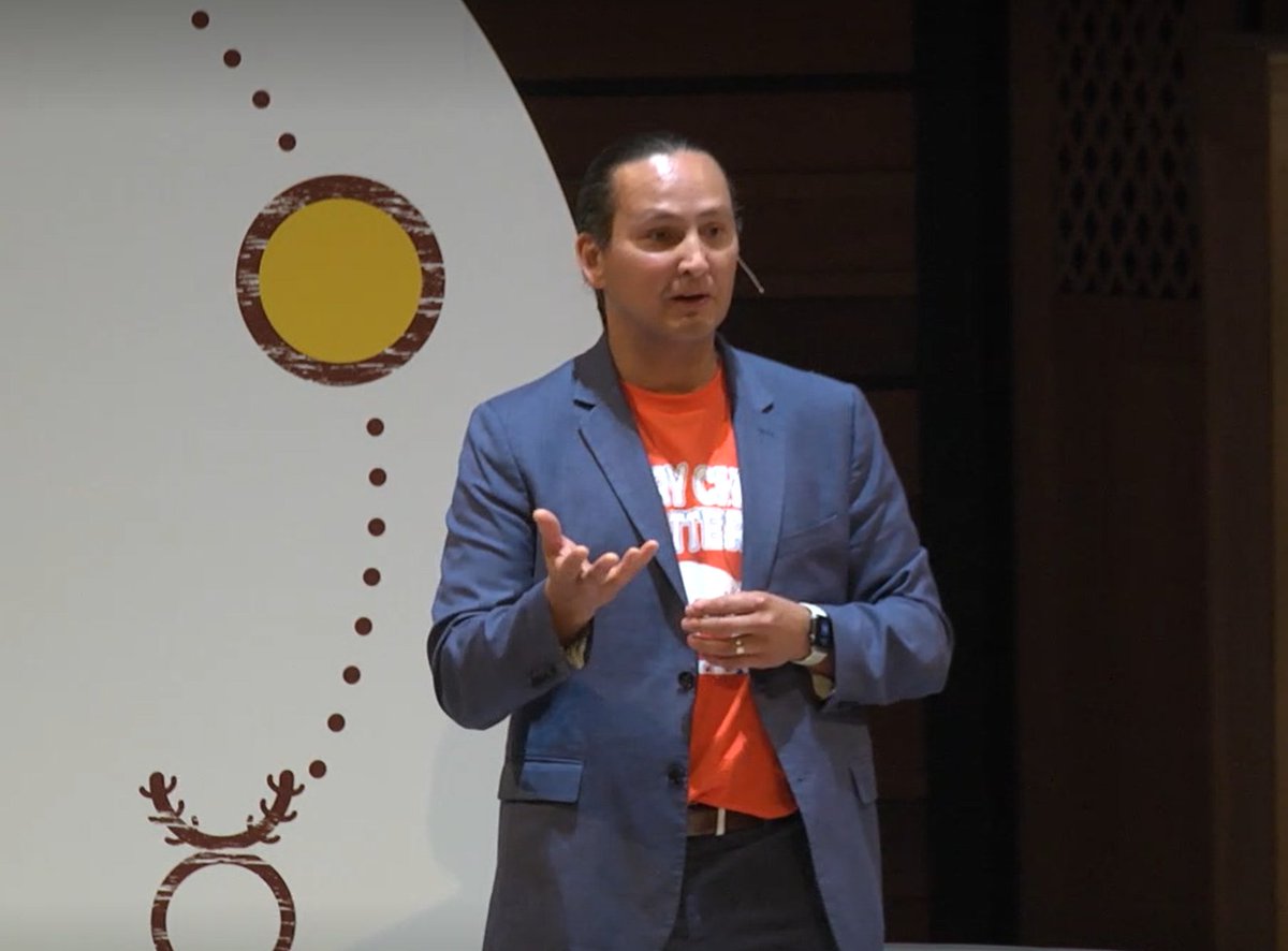 UCalgaryArts's tweet photo. “We all inherited this moment, and when you inherit something, you have a responsibility to do something about it” - Cadmus Delorme, former Chief of Cowessess First Nation.

If you missed his speech, watch the archived stream at: https://t.co/ut8cr0xVWS

#OrangeShirtDay https://t.co/hP7lWapIyR