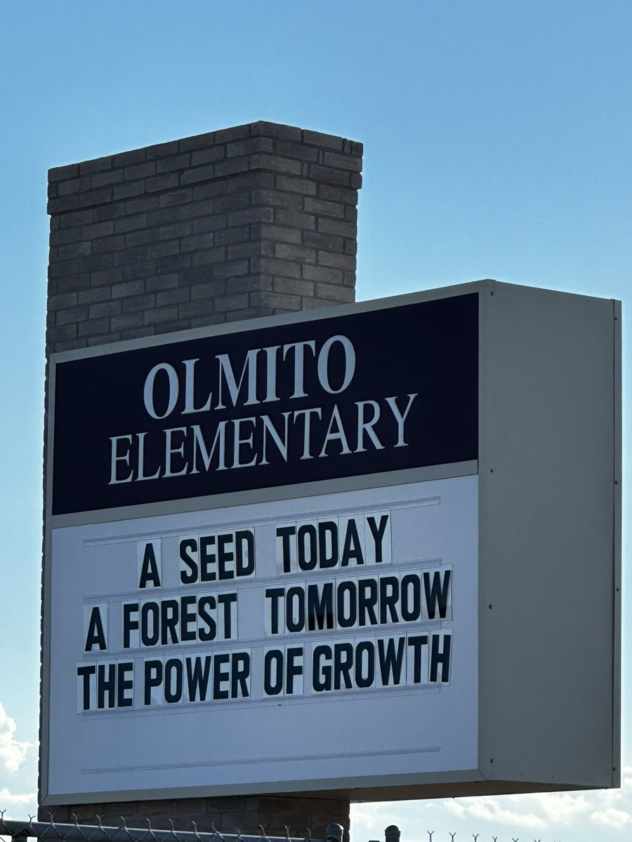 With time, love, & dedication: Our students will get there. 🌳🌳🌳🌳
#GoForGrowth #GameChangers @OES_Ocelots