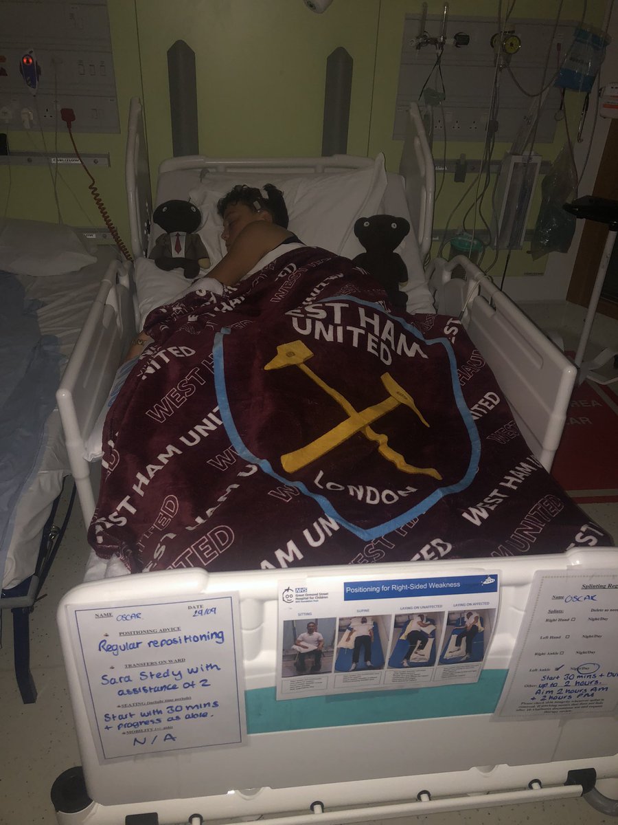 superoscarfairs's tweet image. Catheter is out - 1 Cannula out #twotogo 👍👊💪 Got off HDU, in own side room to continue a speedy recovery 🙏Rest is best 💙 
#Surgerysurvivalteddy1
#Surgerysurvivalteddy2
#MrBeanTeddy 
#GOSH 
#UCLH 
#fightingcanceroustumour
#Inspiringdedication
#Neurosurgeons
#hammerfans