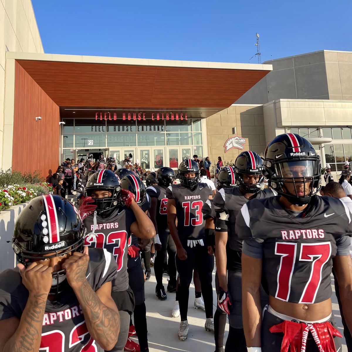 Homecoming Kickoff at 6pm 🏈