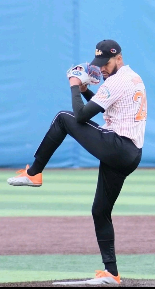 Yordanis Igarza pelotero de Santa Cruz del Norte campeón en la liga de beisbol de Rusia y seleccionado jugador más valioso.
<a href="/DiazCanel/">Oscar Diaz-Canel</a>
<a href="/BYunieski/">Yunieski Sánchez B</a>
<a href="/TamaraVBenitez/">Tamara Valido Benítez</a>
@marisol130317907
<a href="/PalenzuelaOliva/">Nivaldo Palenzuela Oliva</a>
<a href="/AriagnaPavonG/">☭Ariagna Pavón Guerrero🌻❤️🇨🇺</a>
<a href="/ArnerMarrero/">Arner Marrero</a>