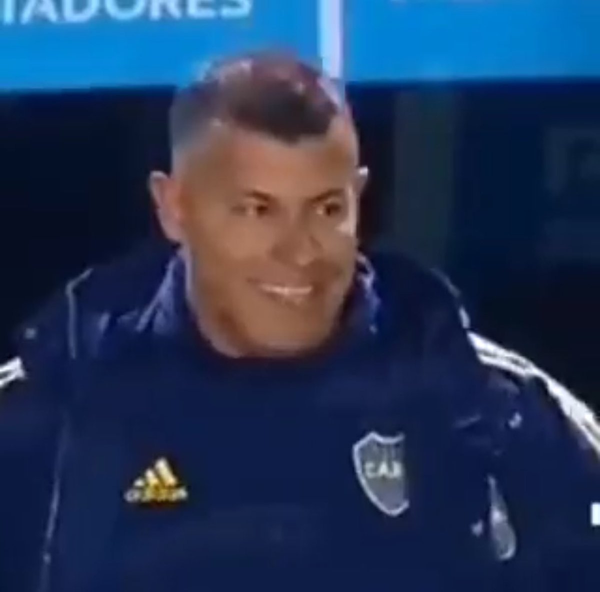Labocatw's tweet photo. SORPRESA| #Almirón estudia una SORPRESA EN LA FORMACIÓN. Como en su momento probó con #Advincula de extremo y con #Barco más adelantado, el DT ve qué hay otro jugador que puede  jugar en una posición distinta a la que viene jugando.

Vía @Augustocesar22 https://t.co/xYrCFJH96b