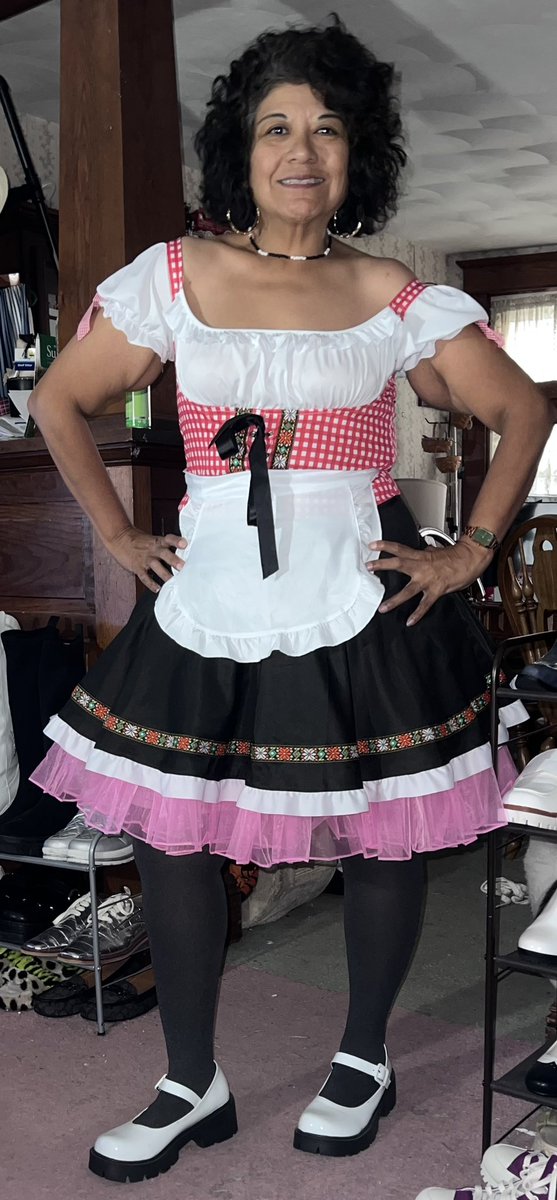 rosietexecano's tweet image. I’m off to #octoberfest #probst