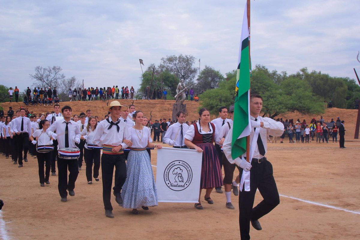 GBoqueron's tweet photo. ¡EMOTIVO HOMENAJE A LOS HÉROES DE LA PATRIA EN 91° ANIVERSARIO DE LA VICTORIA DE BOQUERON!

#91añosvictoriadeBoqueron #Integracionydesarrollo 🌱 #HaroldBergen https://t.co/9JhELz5lxr