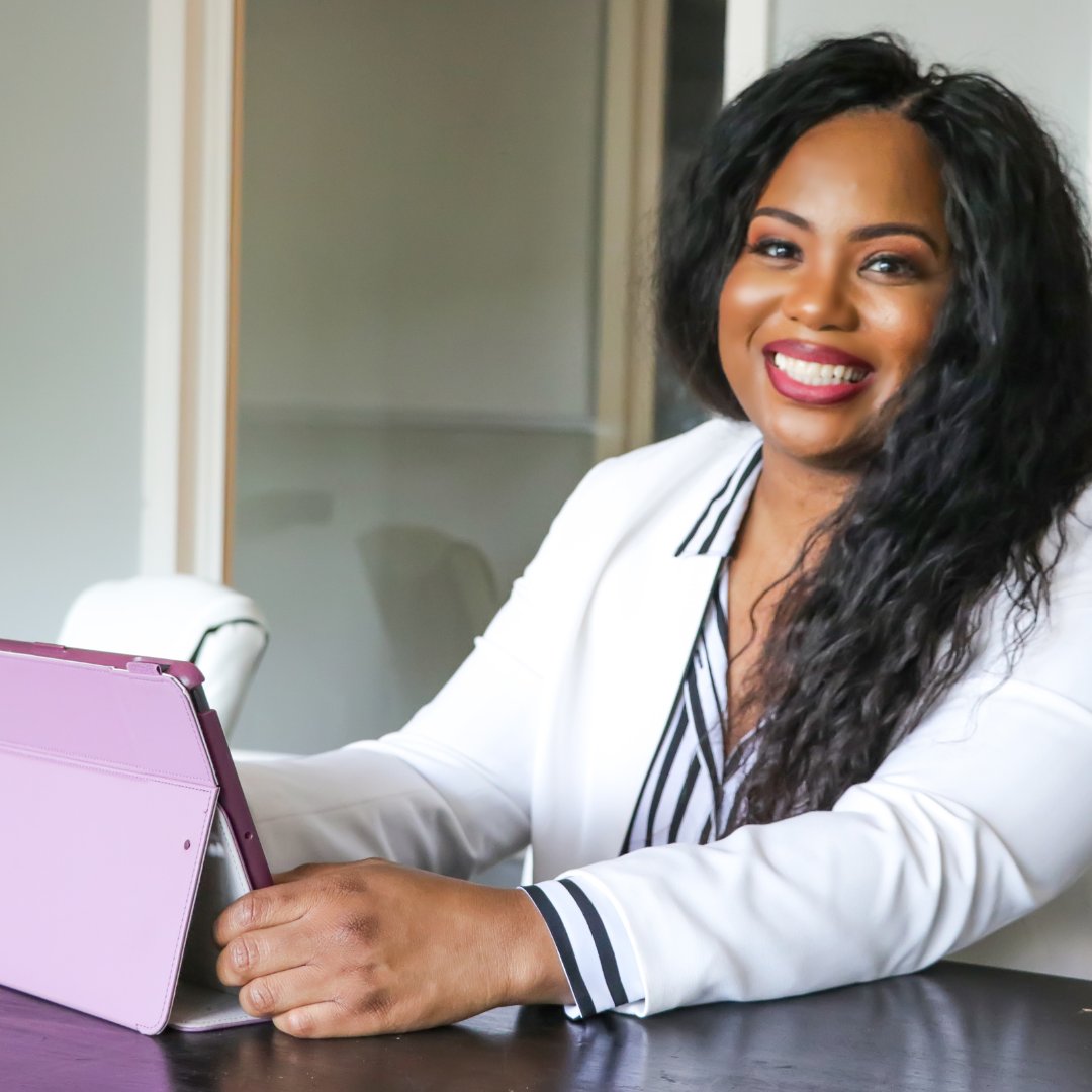 SDavisLG's tweet photo. Our retainer packages provide small and mid-sized businesses with access to a dedicated business attorney who will listen, understand your unique needs, and provide well-formulated legal advice promptly. 

#IPRights #CreativeForce #BusinessSuccess #IntellectualProperty https://t.co/zgEDBenjPD