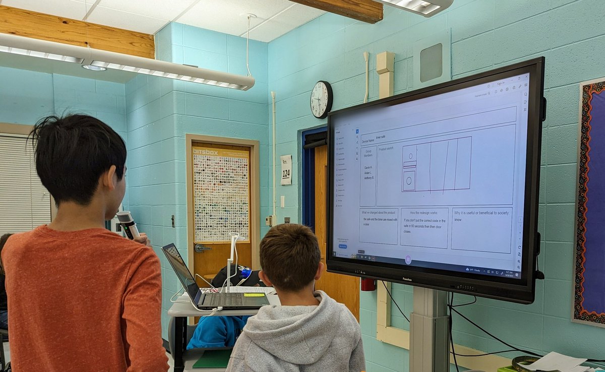 itsMrCastro's tweet photo. Students in tech class @BraggSchoolCSD collaborated to redesign an existing product for a different purpose and shared their ideas with their peers. #WeAreChesterNJ https://t.co/T0LQQl2GoT
