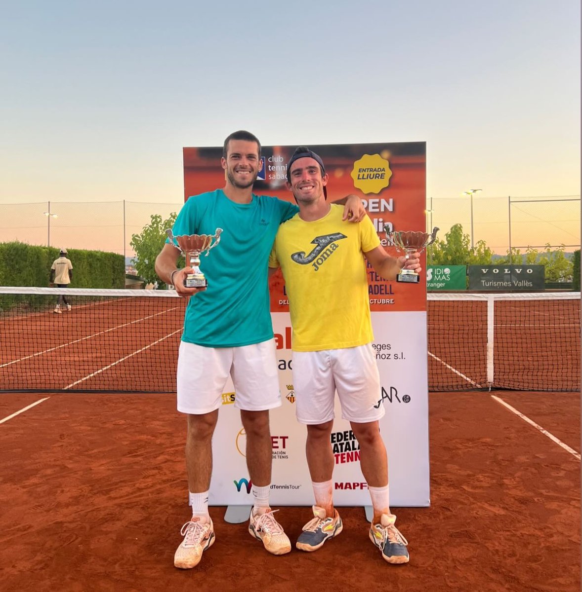 Not_Esportivas's tweet photo. ITF!
Parabéns aos duplistas campeões, os espanhóis Jorge Martinez e o seu compatriota Benjamin Winter que conquistaram o @worldtennis de M25 de Sabadell na Espanha 
#ITFWorldTennisTour #ITFtennis #Sabadell #openapialiasabadell #tennissabadell #JorgeMartinez #BenjaminWinterLopez https://t.co/1F4TpbynGu