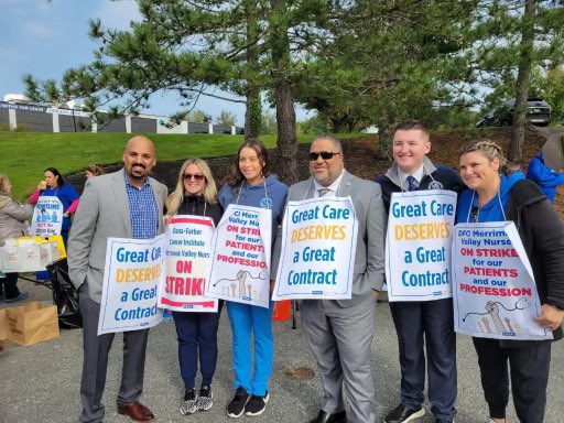 “Thank you to the dedicated @DanaFarber Merrimack Valley nurses for their tireless service. Every nurse deserves competitive pay and secure benefits. I stand with you during this crucial time. #SupportOurNurses 🩺”
@MassNurses