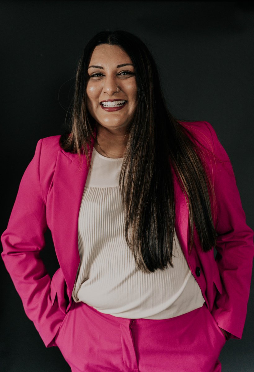 akriticallook's tweet photo. heyy #MedTwitter my name is Kritica aka Krit &amp; I am  excited to announce this past week I applied for OB/GYN #Match2024🩷
Ultimate Goal: MPH x Medicine = reduce ob/gyn disparities via community partnerships &amp; health policy 
Passions include: social justice, health equity, advoacy https://t.co/y6EJHuBOnZ