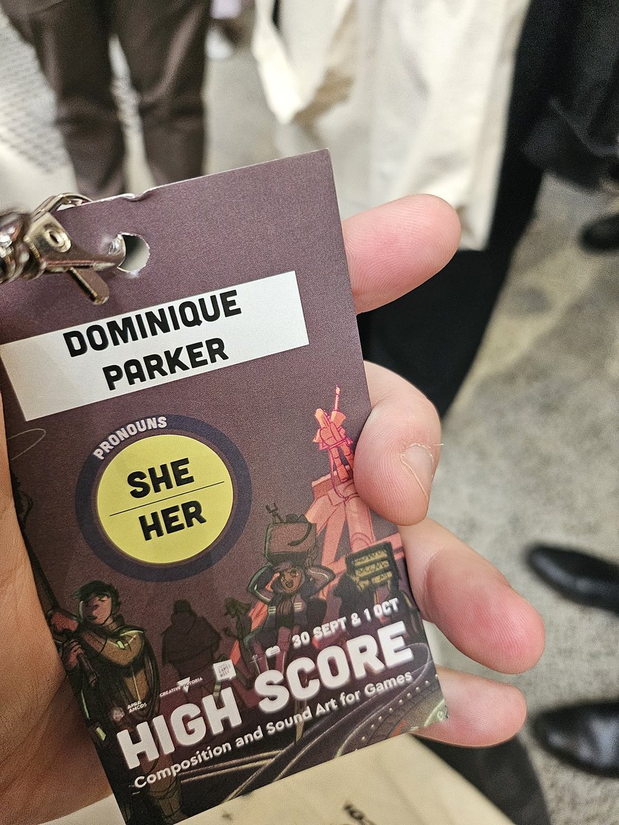 Dom tweet media