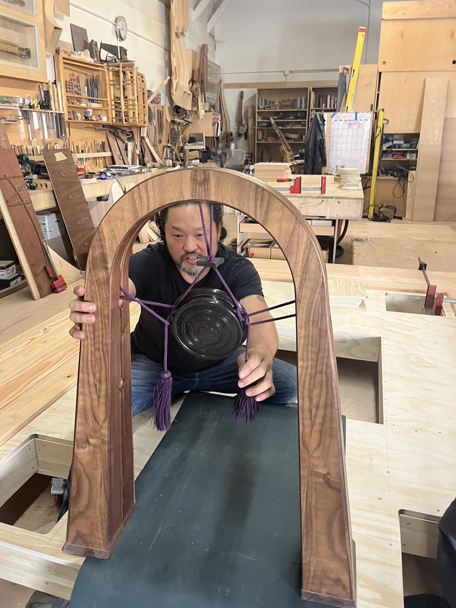 The Northern California Gagaku Group, on of Thingamsaigs’ resident ensembles just received their custom stand for their Shoko gong.