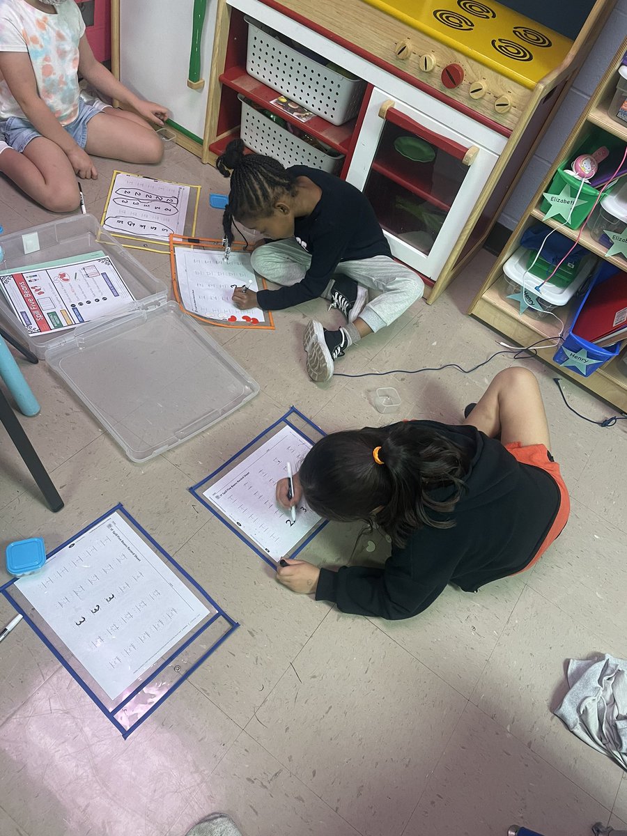 Kristy Hopkins tweet media