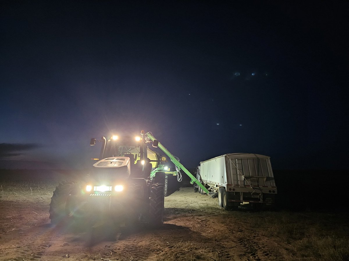 The #wheat is in the ground,  now a inch of rain before corn harvest kicks off would be great!