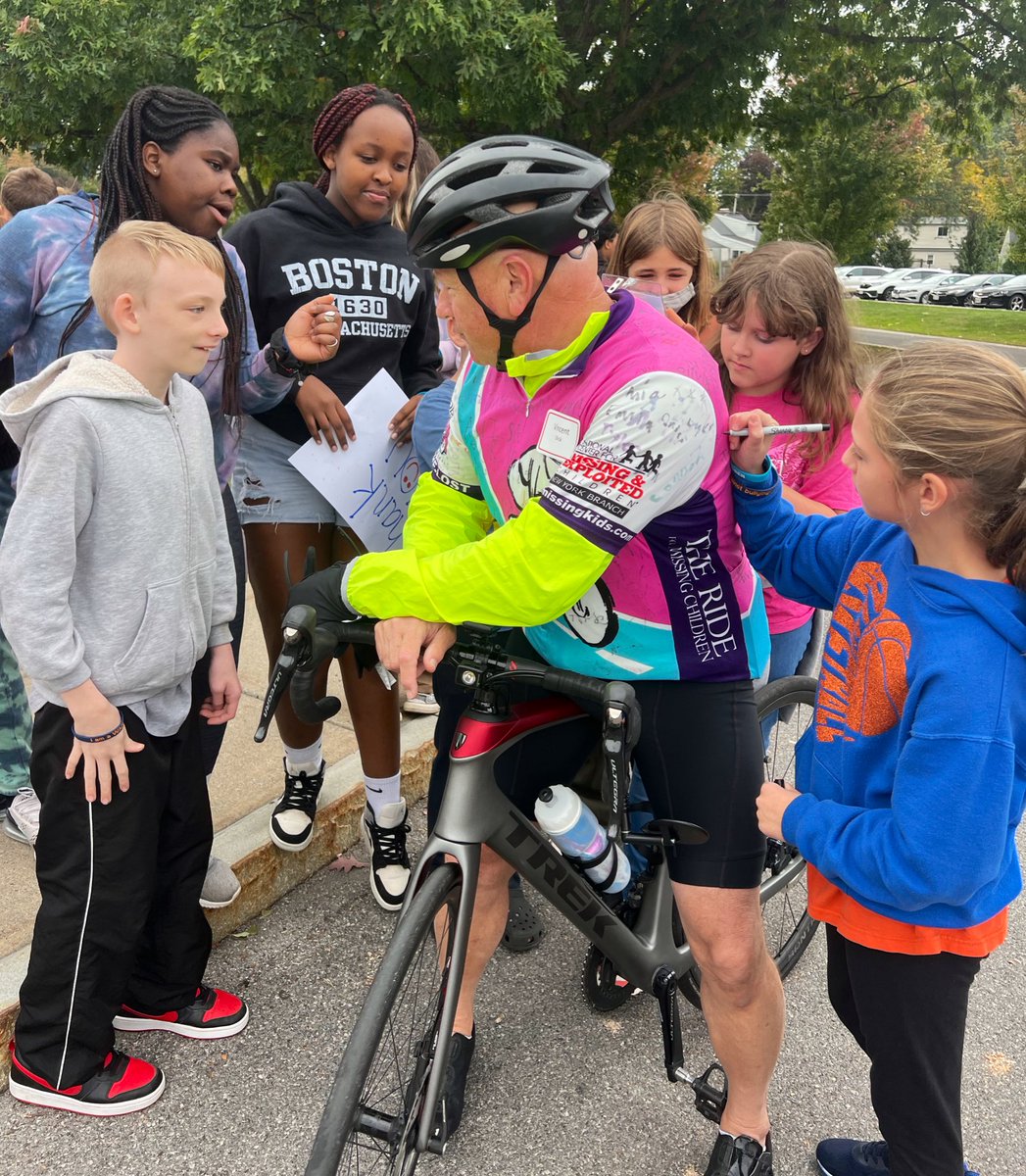 Miss Burzynski tweet media