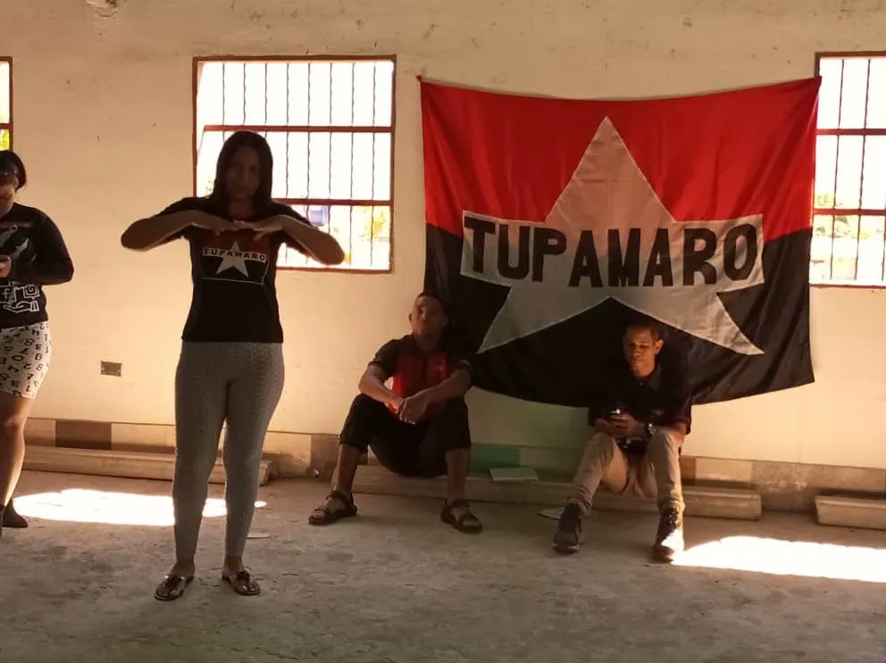 MrtGirardot's tweet photo. Nicolás aquí la Juventud TUPAMARO🔴⚫ presente y consecuente, en la Revolución de oro del futuro

#VenezuelaDeValoresYCultura
#JuventudTupamaroConMaduro https://t.co/jJ8PQsEd0g
