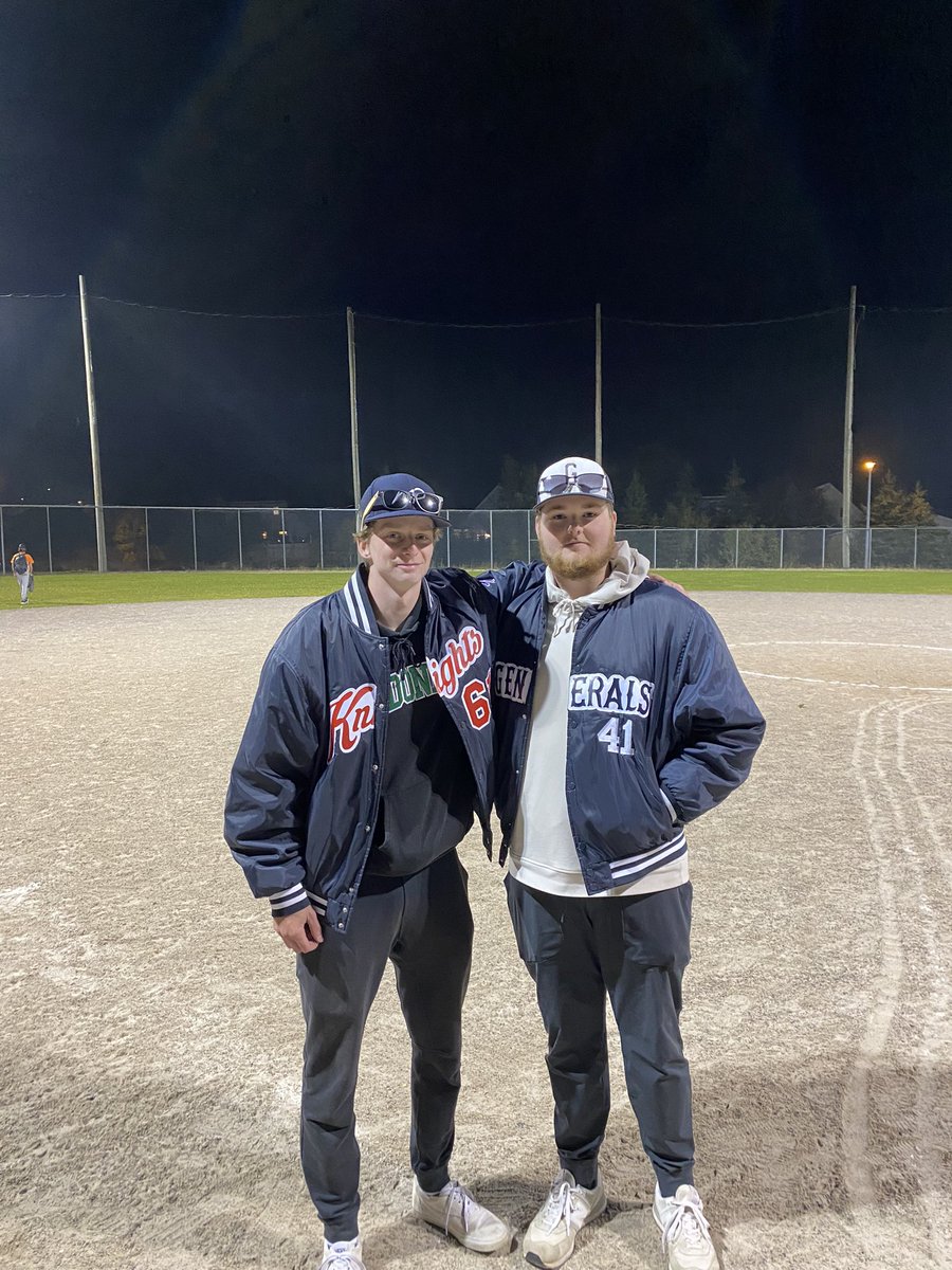 We have another Python Alumni giving back to SPJH! Big thanks to Logan for umpiring today with Kaleb! Logan also played in this tournament in junior high and is a great role model for our student athletes! <a href="/SPJHPythons/">SPJH</a> #RoleModels #GivingBack #PythonFallSoftballClassic