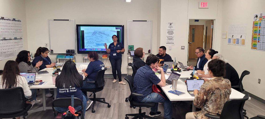 NuriRobles1's tweet photo. We had a Fun5 Friday in today’s PLCs. Instructional change happens when adult habits change. #LeadtheLearning #ItStartsWithUs #KnightPride https://t.co/eLKYLVr2N9