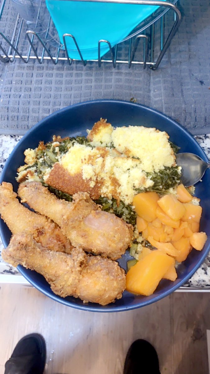 itsJerry03's tweet photo. Country living at its finest. #soulfood https://t.co/mz33ZkrSzS