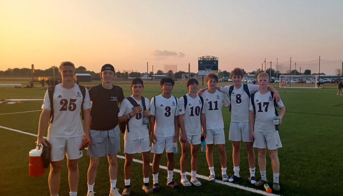 Winner! Great game vs an awesome Father McGivney team.  Back and forth all night but <a href="/kesler_gavin/">Gavin Kesler</a> goal with under two minutes gave us the 3-2 win! 

Kesler had a hat trick and fantastic effort in net from Andy Altes and the whole back line! 

#gibaultproud
#playoffseason