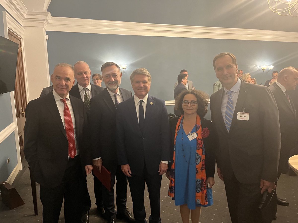 MurielDomenach's tweet image. Thank you @USAmbNATO for an intense 🇺🇸programme of interactions for @nato Amb. at @WhiteHouse @StateDept @DeptofDefense &amp;amp; with members of Congress, on our joint support to🇺🇦 &amp;amp; preparations for our next 75th anniversary summit in Washington in July
9 months to go to a #UnitySummit