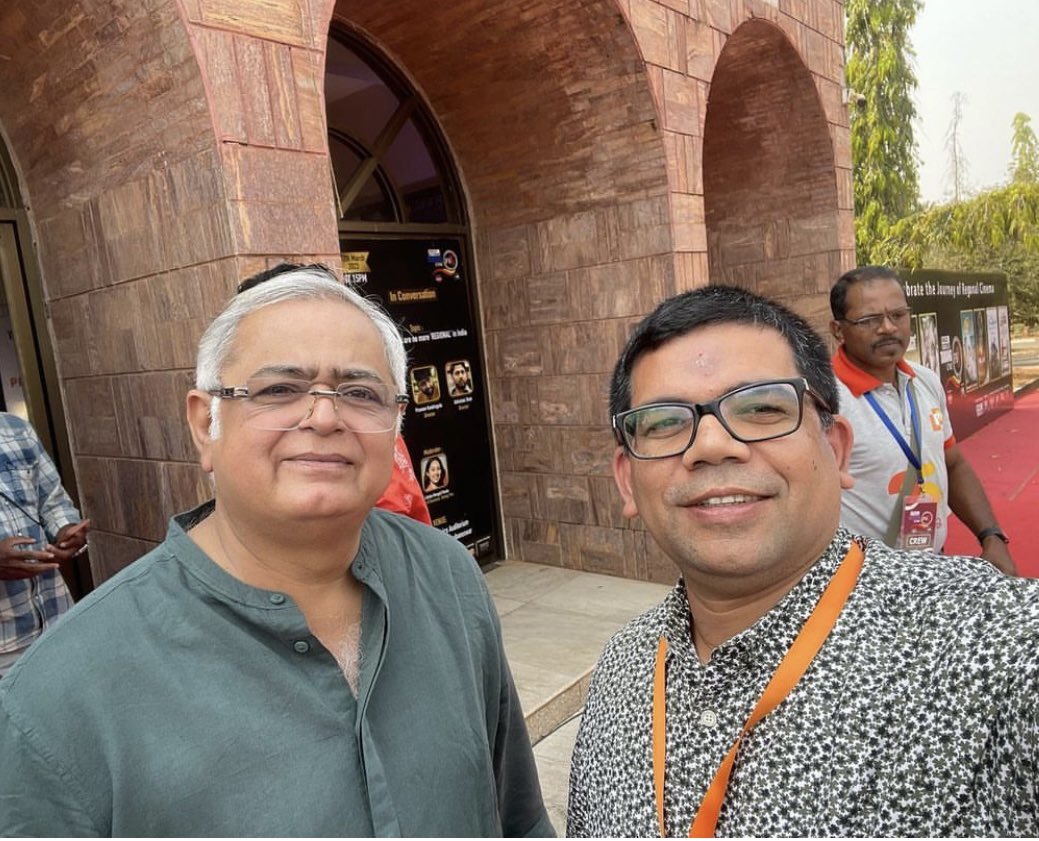 devasissarangi's tweet photo. It was lovely meeting @mehtahansal ji ❤️again the 2nd time in #Bhubaneswar this year at #OLF23
Had earlier met him at Tarang Cine Flix in March this year.
He always shares lovely stories ❤️🙏 https://t.co/G1jvk6KBRt